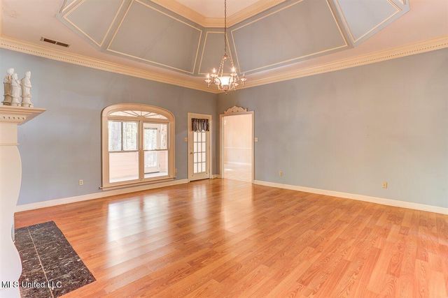 8500 E Cedar Lake Drive, Walls, MS 38680