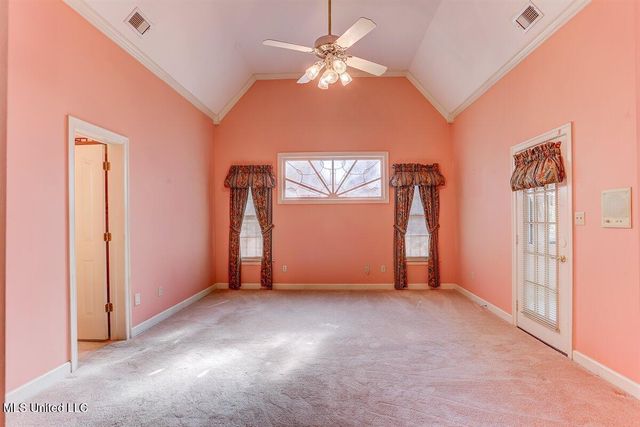 8500 E Cedar Lake Drive, Walls, MS 38680