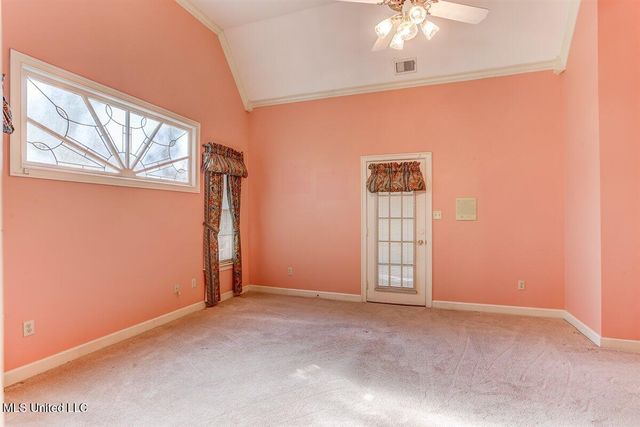 8500 E Cedar Lake Drive, Walls, MS 38680