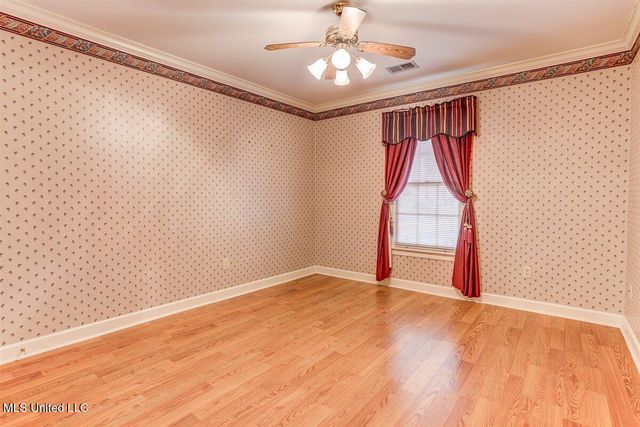 8500 E Cedar Lake Drive, Walls, MS 38680