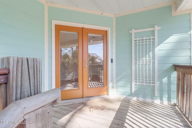 4 Castle Street, Pass Christian, MS 39571