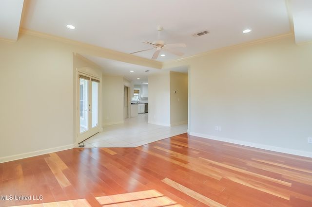 4 Castle Street, Pass Christian, MS 39571