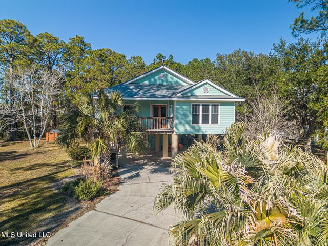 4 Castle Street, Pass Christian, MS 39571