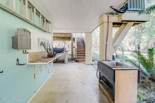 4 Castle Street, Pass Christian, MS 39571