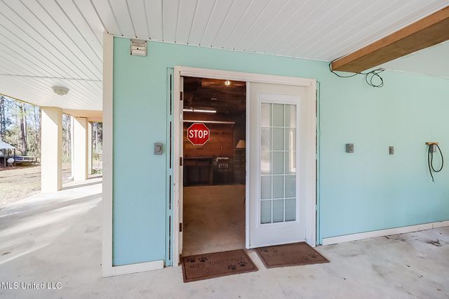 4 Castle Street, Pass Christian, MS 39571