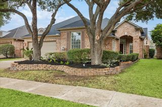 1523 Orchard Park Drive, Houston, TX 77077