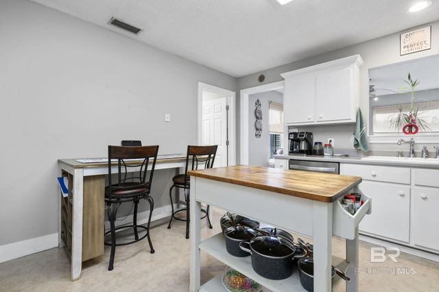 11571 Red Barn Road, Fairhope, AL 36532