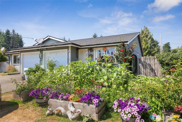 1320 - 1322 W Martin Street, Elma, WA 98541