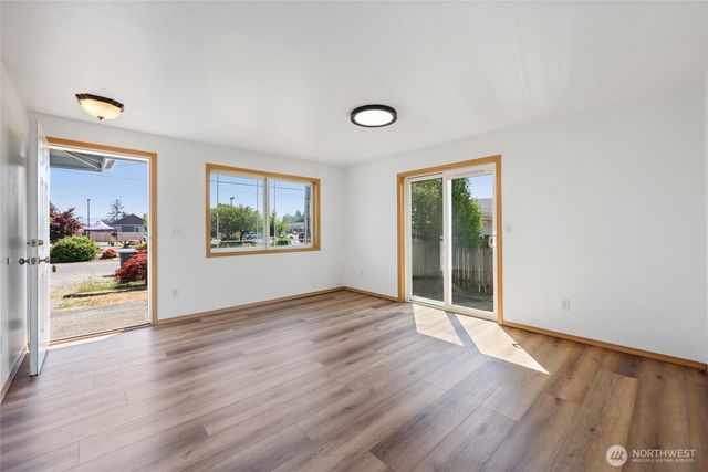 1320 - 1322 W Martin Street, Elma, WA 98541