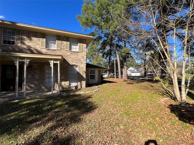 553 Roanoke St Drive, Conroe, TX 77302