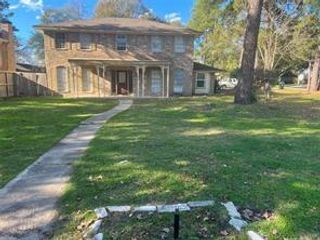 553 Roanoke St Drive, Conroe, TX 77302