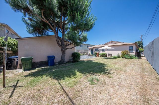 5238 Hermitage, Valley Village, CA 91607