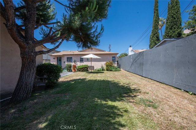 5238 Hermitage, Valley Village, CA 91607