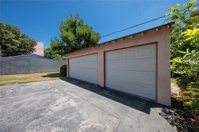 5238 Hermitage, Valley Village, CA 91607
