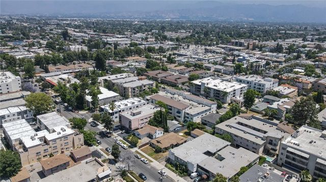 5238 Hermitage, Valley Village, CA 91607