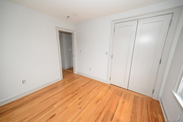 29 Everett Street, Lynbrook, NY 11563