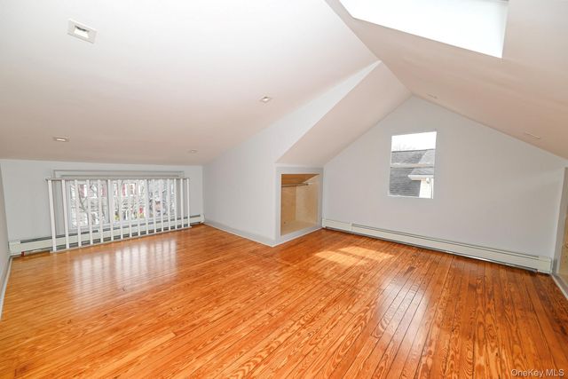 29 Everett Street, Lynbrook, NY 11563