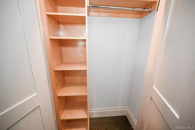 29 Everett Street, Lynbrook, NY 11563