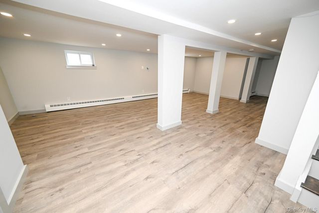 29 Everett Street, Lynbrook, NY 11563