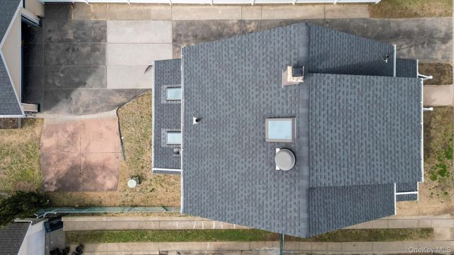 29 Everett Street, Lynbrook, NY 11563