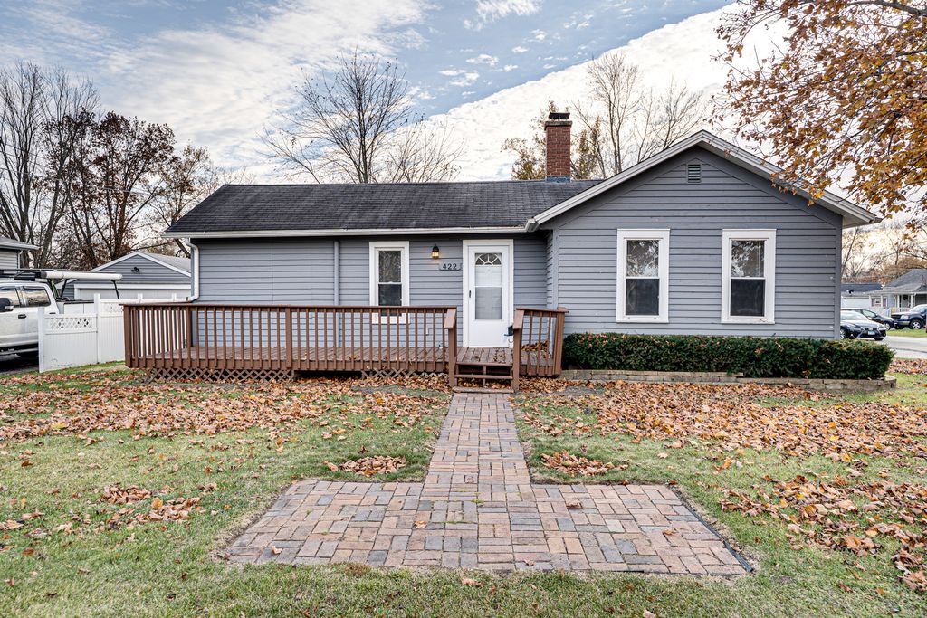 422 W 3rd Street, Sandwich, IL 60548