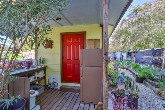 2616 Avenue H, Dickinson, TX 77539