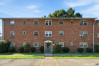 5 Treat Street 2D, West Haven, CT 06516