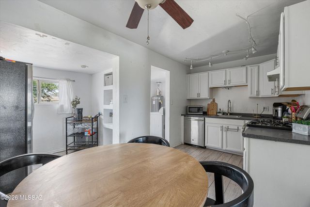 3321 E Silverlake Road, Tucson, AZ 85713