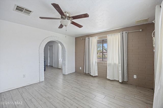 3321 E Silverlake Road, Tucson, AZ 85713