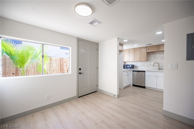 208 North Bruce Street C, Las Vegas, NV 89101