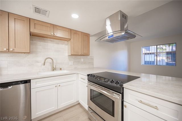 208 North Bruce Street C, Las Vegas, NV 89101