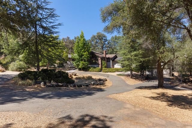 17867 Brewer Rd, Grass Valley, CA 95949