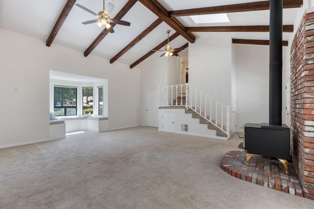 17867 Brewer Rd, Grass Valley, CA 95949