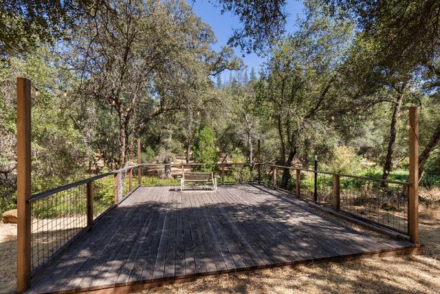 17867 Brewer Rd, Grass Valley, CA 95949