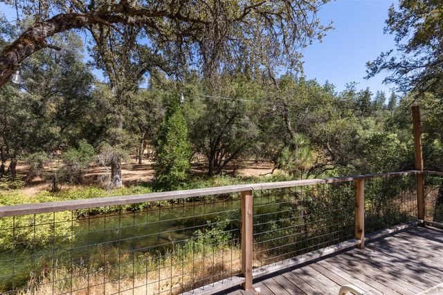 17867 Brewer Rd, Grass Valley, CA 95949