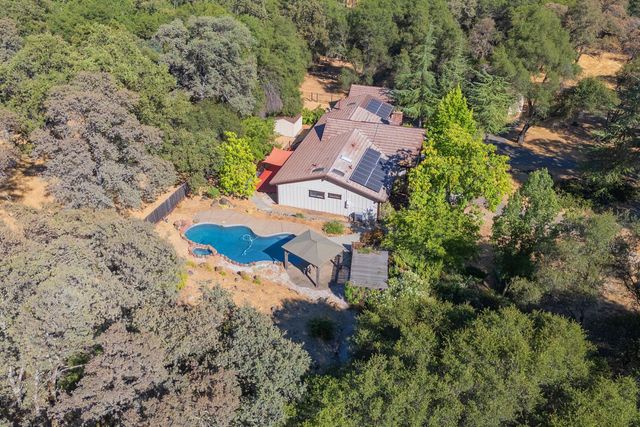 17867 Brewer Rd, Grass Valley, CA 95949