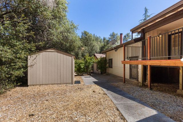 17867 Brewer Rd, Grass Valley, CA 95949