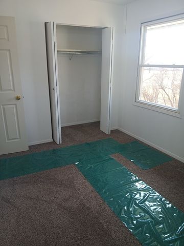 1114 Suncrest Drive, Fulton, IL 61252