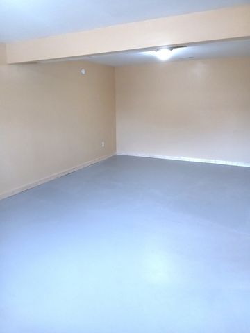 1114 Suncrest Drive, Fulton, IL 61252