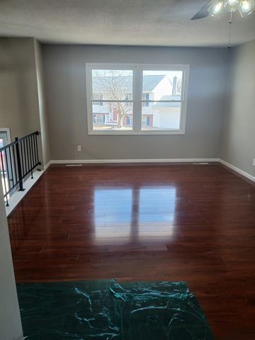 1114 Suncrest Drive, Fulton, IL 61252