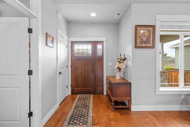 2023 Jeremy Street, Central Point, OR 97502