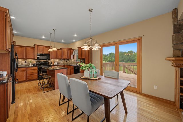 2514 SW Ridgeway Court, Ankeny, IA 50023