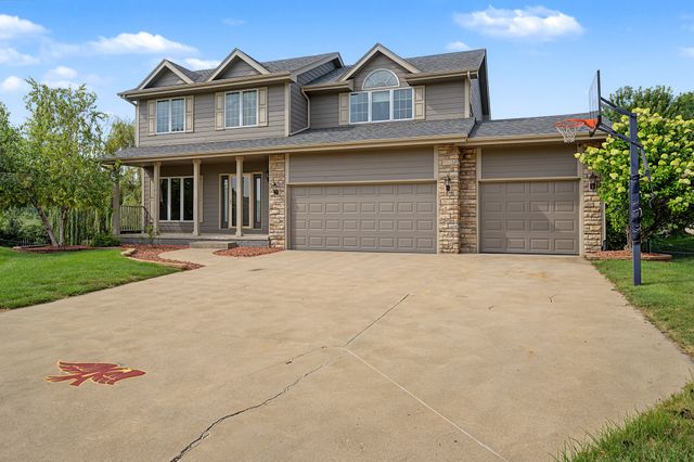 2514 SW Ridgeway Court, Ankeny, IA 50023
