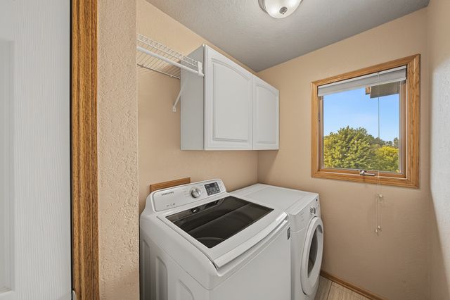 2514 SW Ridgeway Court, Ankeny, IA 50023