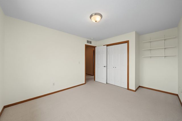 2514 SW Ridgeway Court, Ankeny, IA 50023
