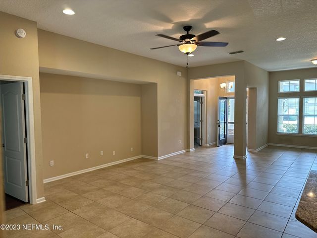 4135 HALIFAX Lane, Orange Park, FL 32065