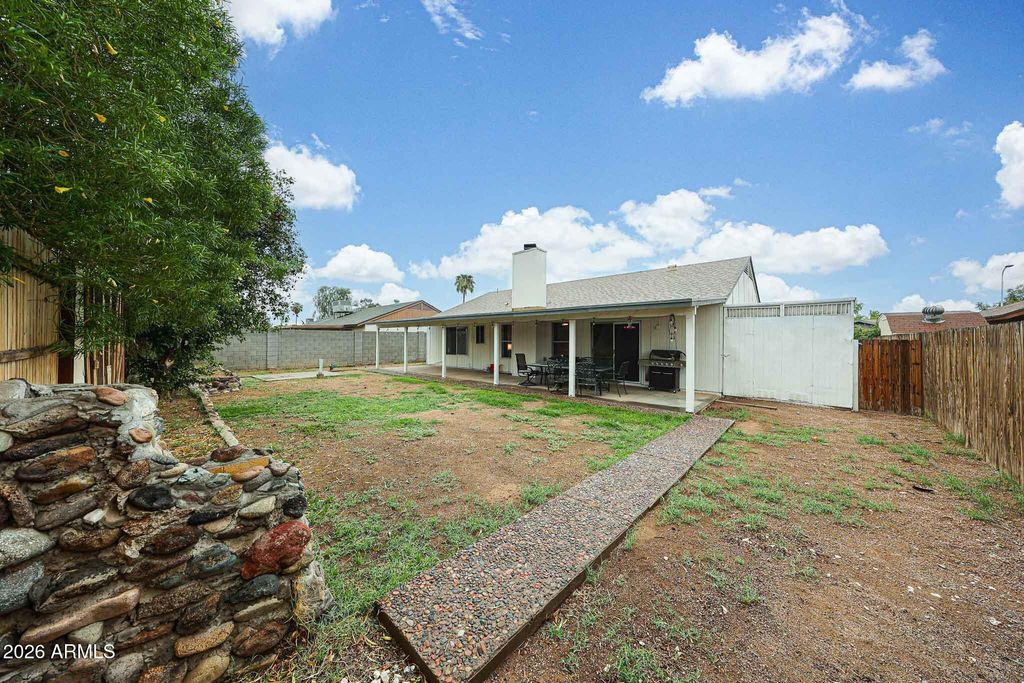 6524 W DESERT COVE Avenue, Glendale, AZ 85304 — photo 2