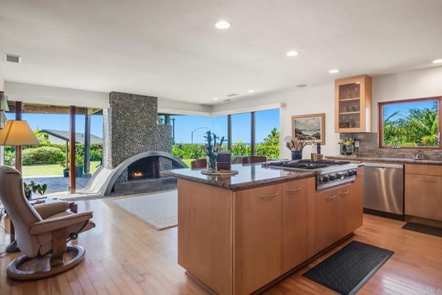 7205 Daffodil, Carlsbad, CA 92011