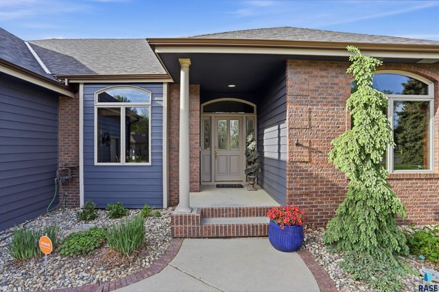 3548 S Spencer Blvd Boulevard, Sioux Falls, SD 57103