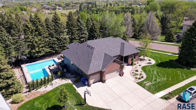 3548 S Spencer Blvd Boulevard, Sioux Falls, SD 57103